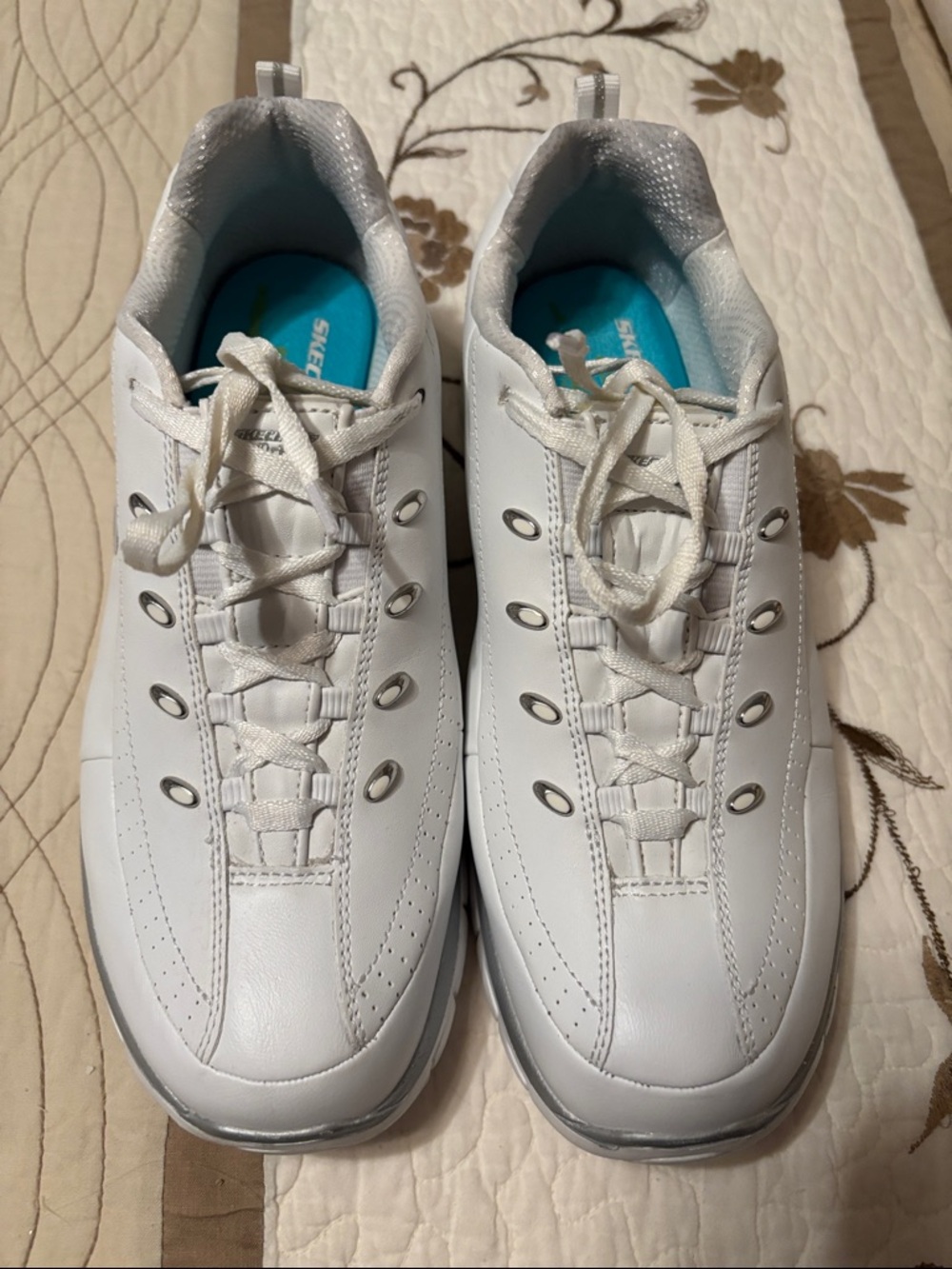 Skechers White Slip-On Sneaker with Teal Insole